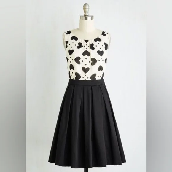 ModCloth Sweetheart Black and White Dress Size L - Picture 3 of 14